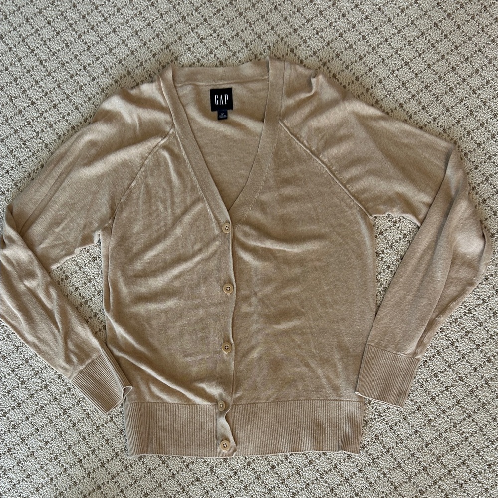 GAP Women's Beige Cardigan Sweater